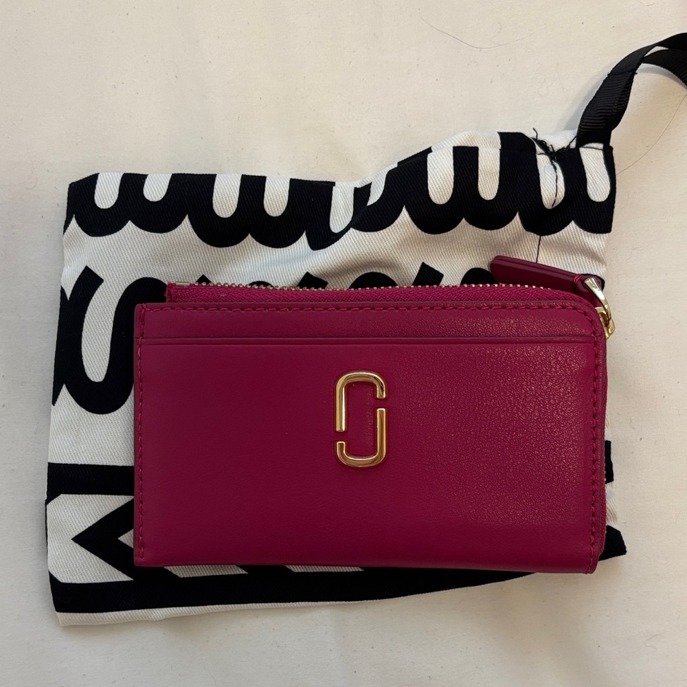 Marc Jacobs Fuchsia Leather Wallet
